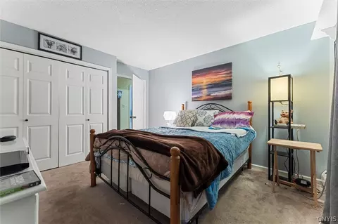 Bedroom - 87 Skyline Dr, Scriba, NY 13126 photo 4 of 7