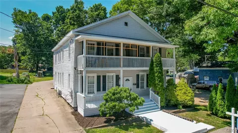 14 Canton St, Van Buren, NY 13027
