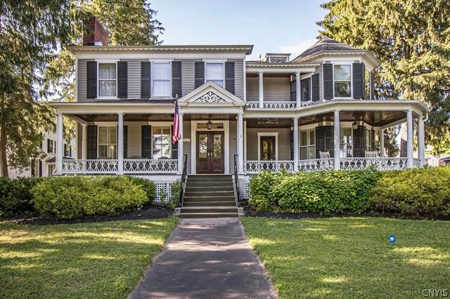 11 Albany St, Cazenovia, NY 13035