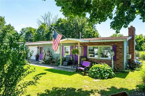 22 Denesha Pl, Fulton, NY 13069