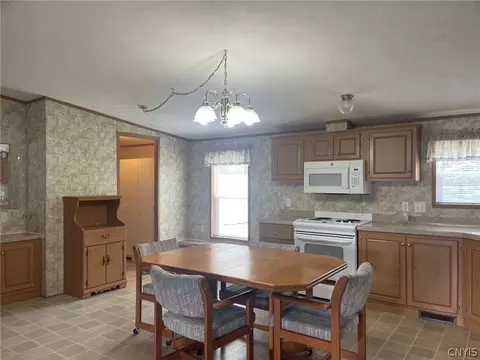 4825 Beacon Light Rd, Oneida, NY 13421 photo 20