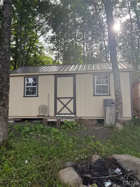 7180 State Highway 28, Exeter, NY 13348