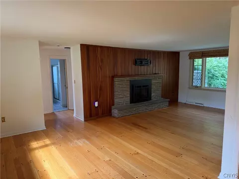 Living - 15 Drumlins Ter, Syracuse, NY 13224 photo 3 of 6