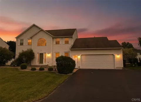 4194 Chokecherry, Liverpool, NY 13090