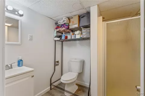 Bath - 13 Memory Ln, Syracuse, NY 13212 photo 3 of 3
