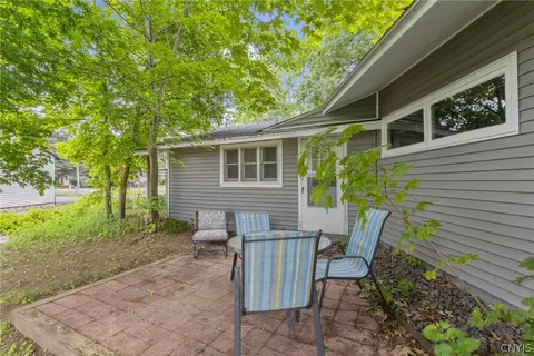 Exterior - 13 Memory Ln, Syracuse, NY 13212 photo 4 of 5