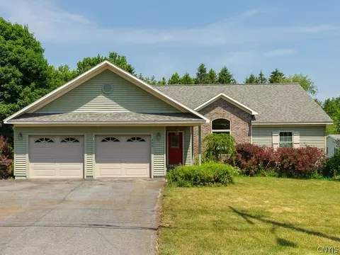 405 Dodge Ave, Hounsfield, NY 13685