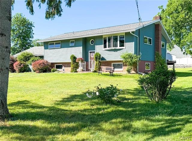 1 Mary St, Whitestown, NY 13492