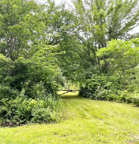 13657 Mc Gibbon Rd, Sterling, NY 13156