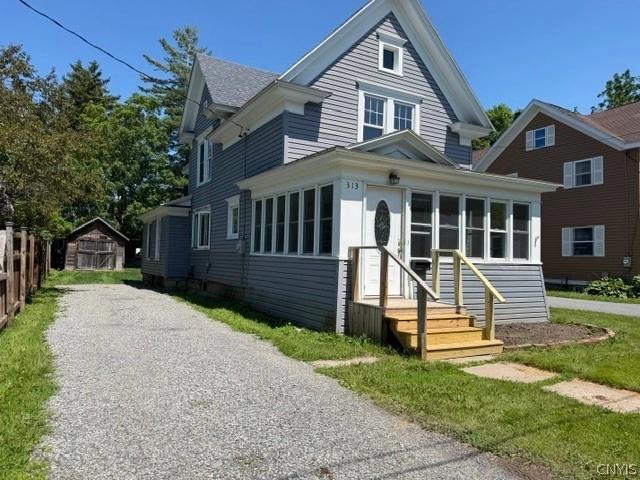 313 Merrick St, Clayton, NY 13624