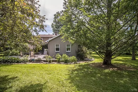 Exterior - 5040 Fox Rd, Oneida, NY 13421 photo 7 of 16