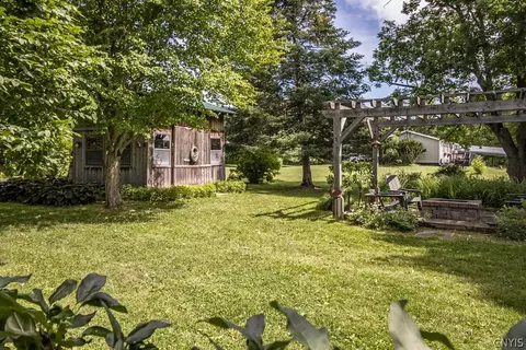 Exterior - 5040 Fox Rd, Oneida, NY 13421 photo 15 of 16