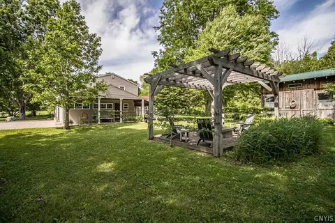 Exterior - 5040 Fox Rd, Oneida, NY 13421 photo 13 of 16