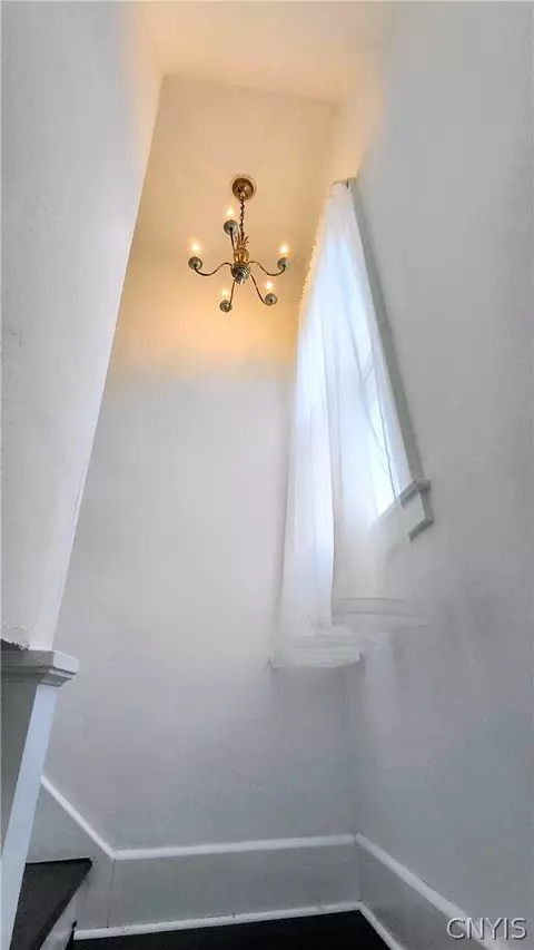 Entry Way - 100 Monroe St, German Flatts, NY 13357 photo 3 of 4