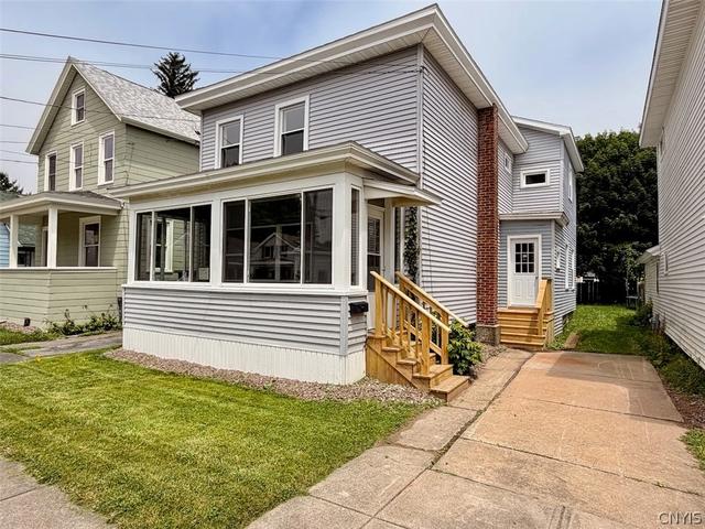 15 E 7th St, Oswego, NY 13126