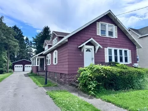 131 Whitesboro St, Whitestown, NY 13495