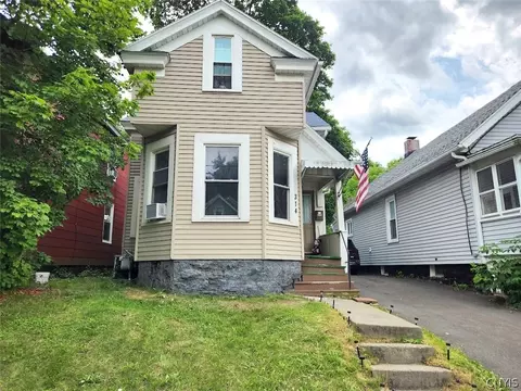 314 Robinson St, Syracuse, NY 13203