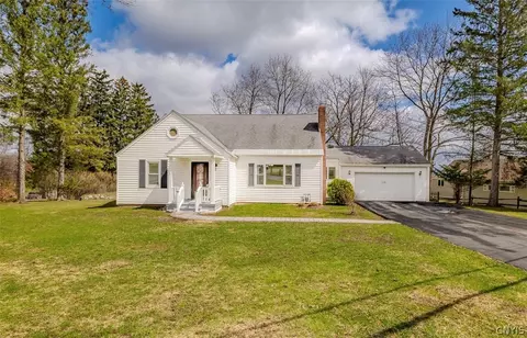 110 Harts Hill Ter, Whitestown, NY 13492