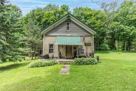 25999 Oconnor Rd, Worth, NY 13659