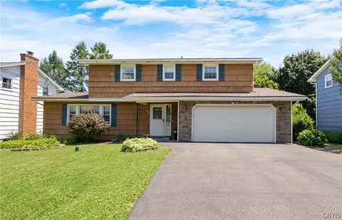 232 Marsh Dr, Syracuse, NY 13214