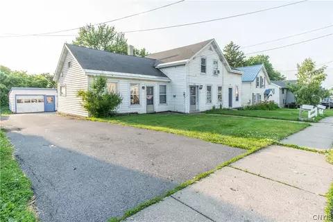113 N Meadow St, Watertown, NY 13601