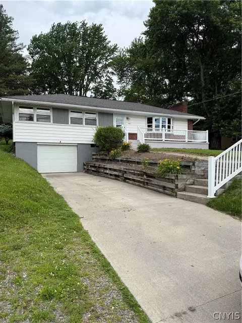 5971 S Street Rd, Fleming, NY 13021