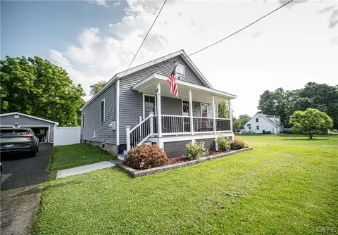 8647 Aitken Ave, Whitestown, NY 13492