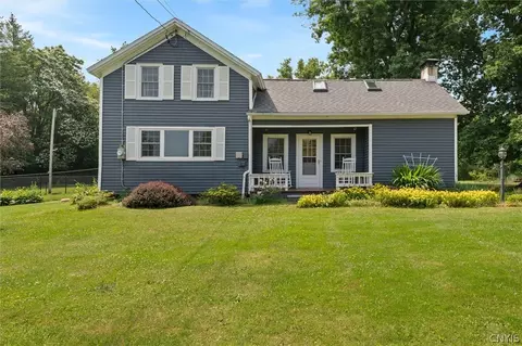 305 Howard Rd, Volney, NY 13069