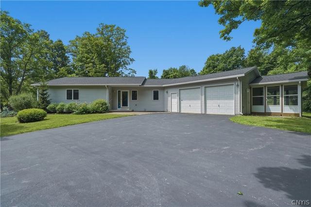 4739 Kasson Rd, Onondaga, NY 13215