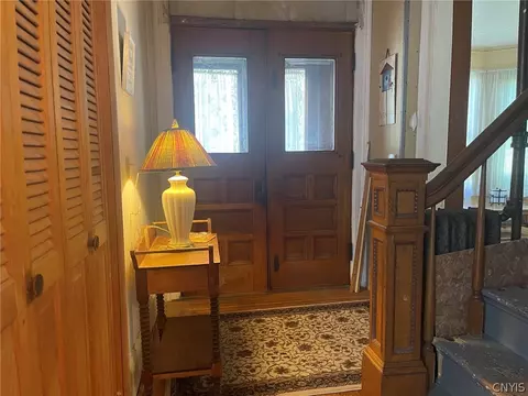 Entry Way - 229 Park Ave, Oneida, NY 13421 photo 1 of 3