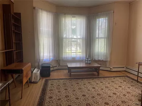 Living - 229 Park Ave, Oneida, NY 13421 photo 2 of 6