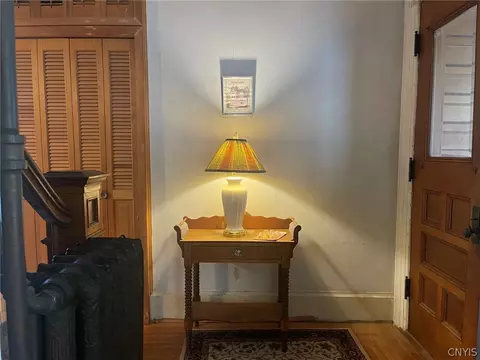 Entry Way - 229 Park Ave, Oneida, NY 13421 photo 2 of 3