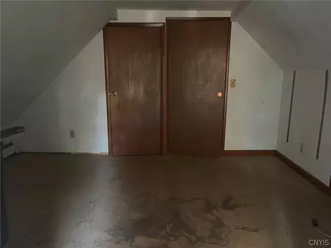 Bedroom - 229 Park Ave, Oneida, NY 13421 photo 7 of 9