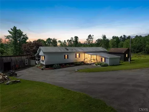 5550 Huntington Camp Rd, Eaton, NY 13334