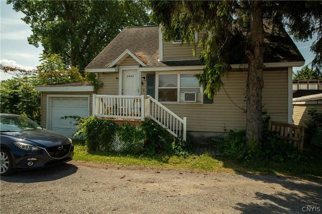 3728 New Court Ave, Salina, NY 13206
