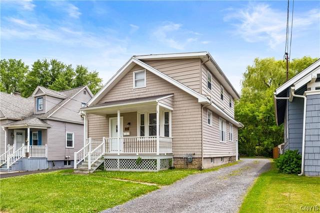 12 Coventry Ave, Whitestown, NY 13495