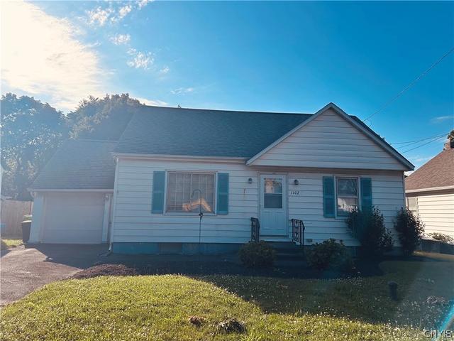 1102 Buckley Rd, Salina, NY 13088