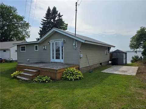 20627 Hess Shore Dr, Hounsfield, NY 13685