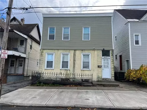 809 Jefferson Ave, Utica, NY 13501