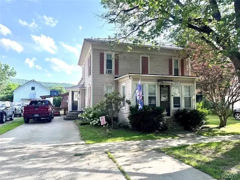 105 E Main St, Angelica, NY 14709