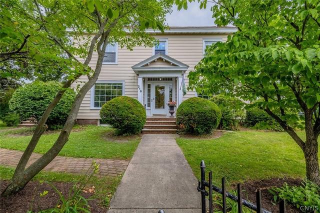 216 Hampton Rd, Syracuse, NY 13203