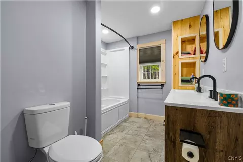 Bath - 4456 Palmer Rd, Annsville, NY 13413 photo 2 of 4