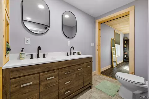 Bath - 4456 Palmer Rd, Annsville, NY 13413 photo 4 of 4