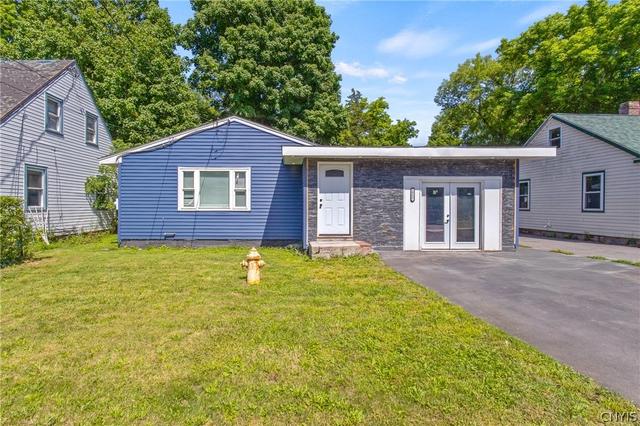 2017 Valley Dr, Syracuse, NY 13207