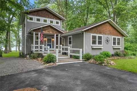 7255 Farnham Rd, Memphis, NY 13112