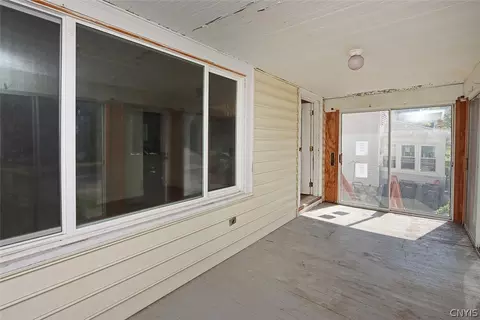 Exterior - 180 Chaffee Ave, Syracuse, NY 13207 photo 3 of 12