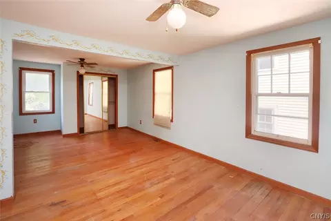 Bedroom - 180 Chaffee Ave, Syracuse, NY 13207 photo 3 of 8