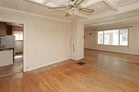 Living - 180 Chaffee Ave, Syracuse, NY 13207 photo 7 of 8