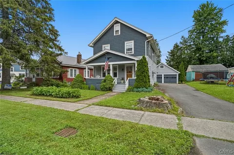212 Edgerton St, Minoa, NY 13116