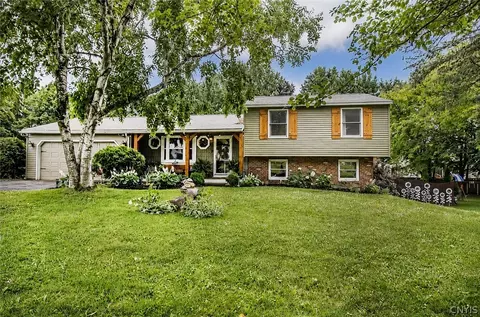 8244 E Seneca, Manlius, NY 13104
